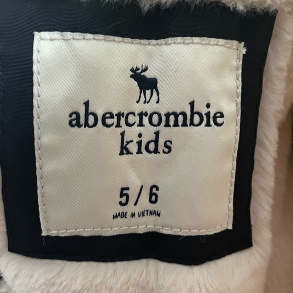 Abercrombie Kids Ultimate Parka - Picture 8 of 8